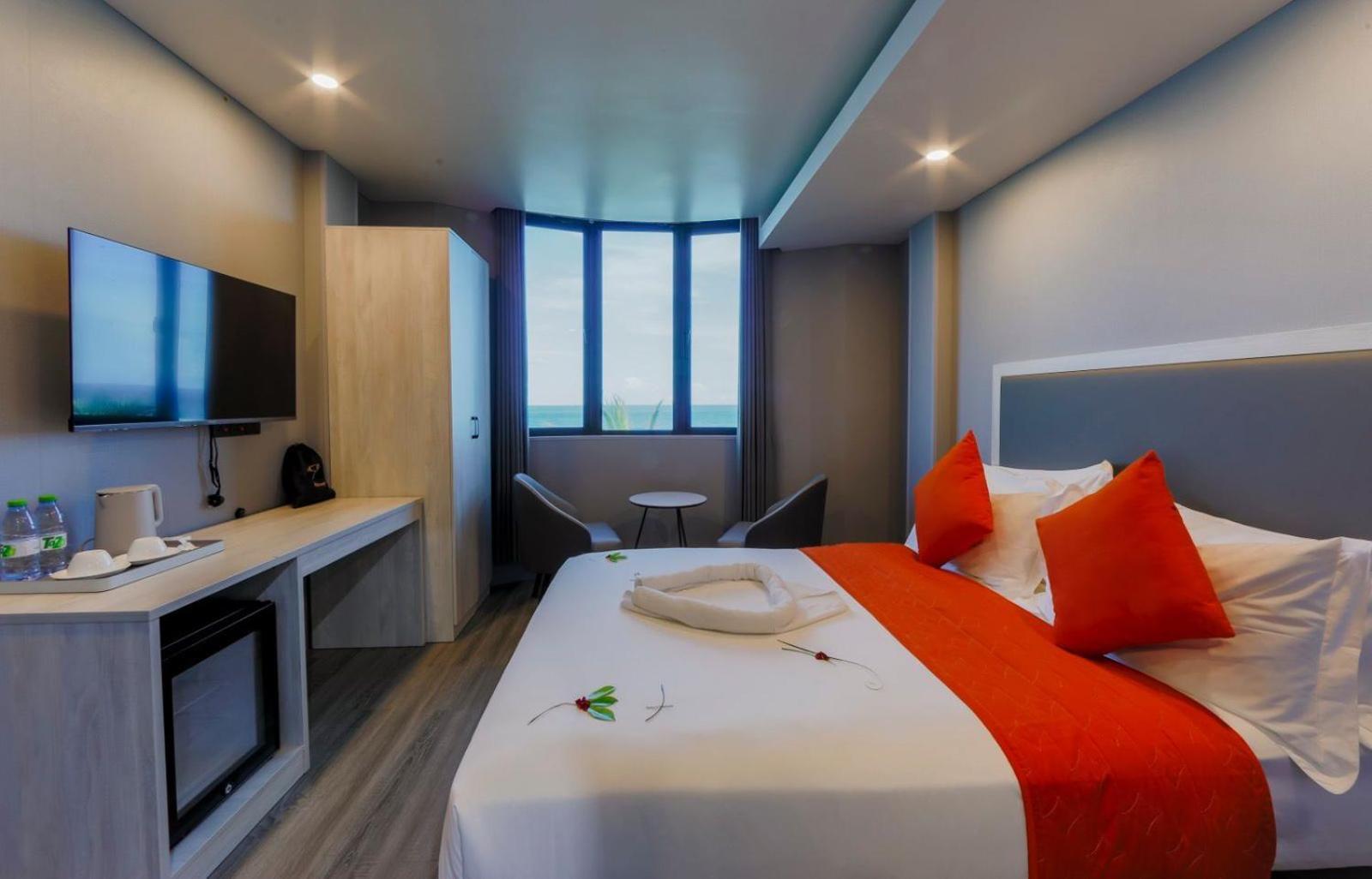 Starry Beach Inn Male Bagian luar foto